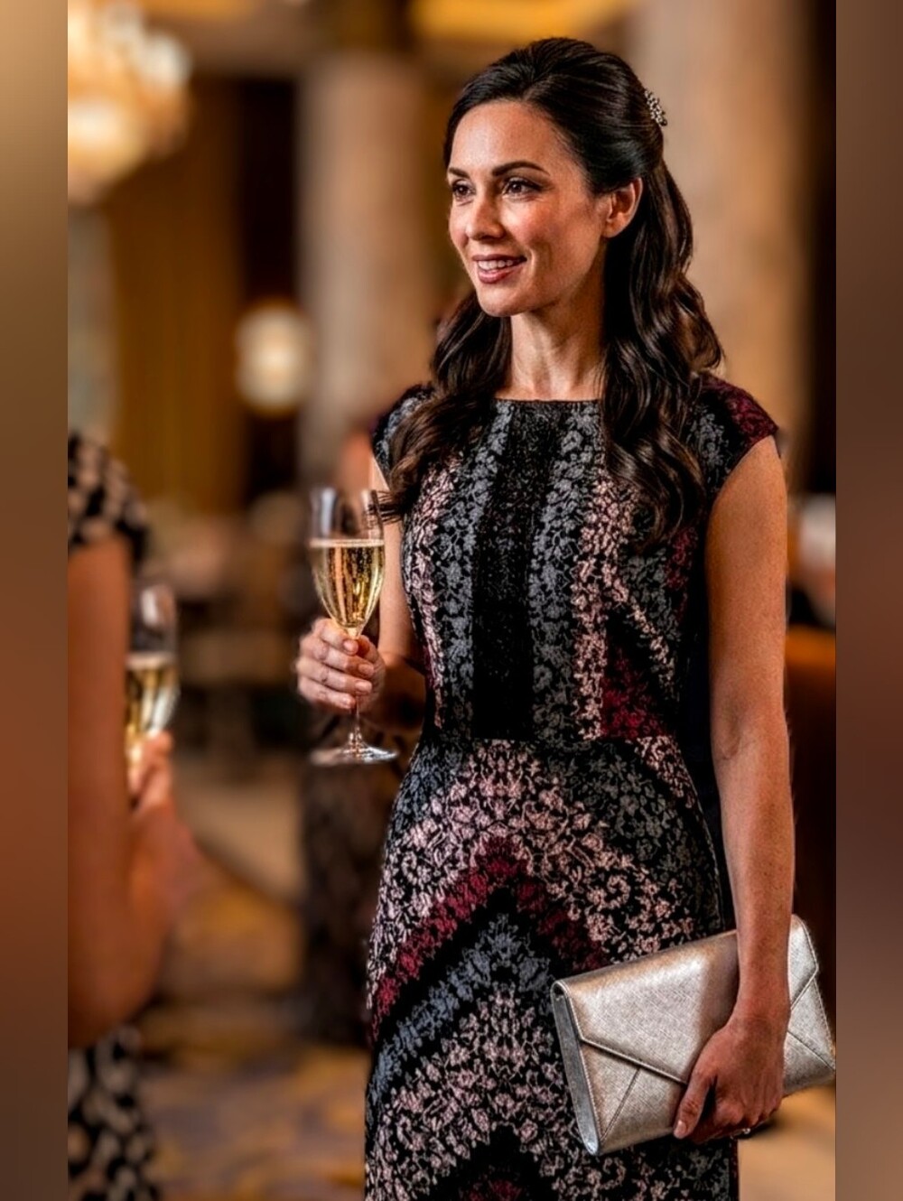Elegant Patterned "Maggy London" Sheath Dress in Black, Gray & Burgundy